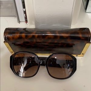 Tory Burch Sunglasses authentic
